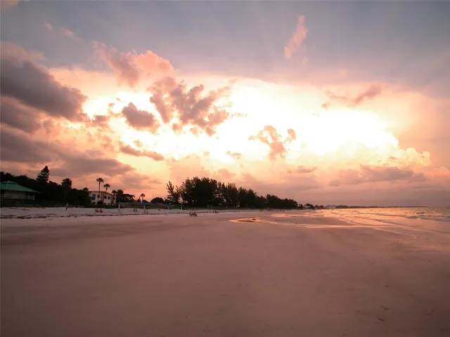 $550,000 | 4503 Coral Lake Drive, Bradenton, FL 34210