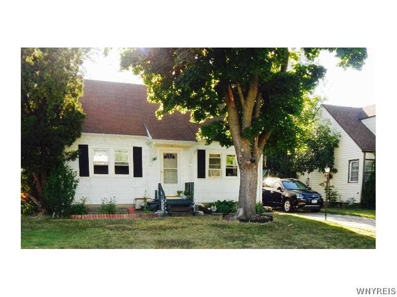 8 Allendale Road Cheektowaga, NY 14215 - Photo 1 of 1 Exterior Front.