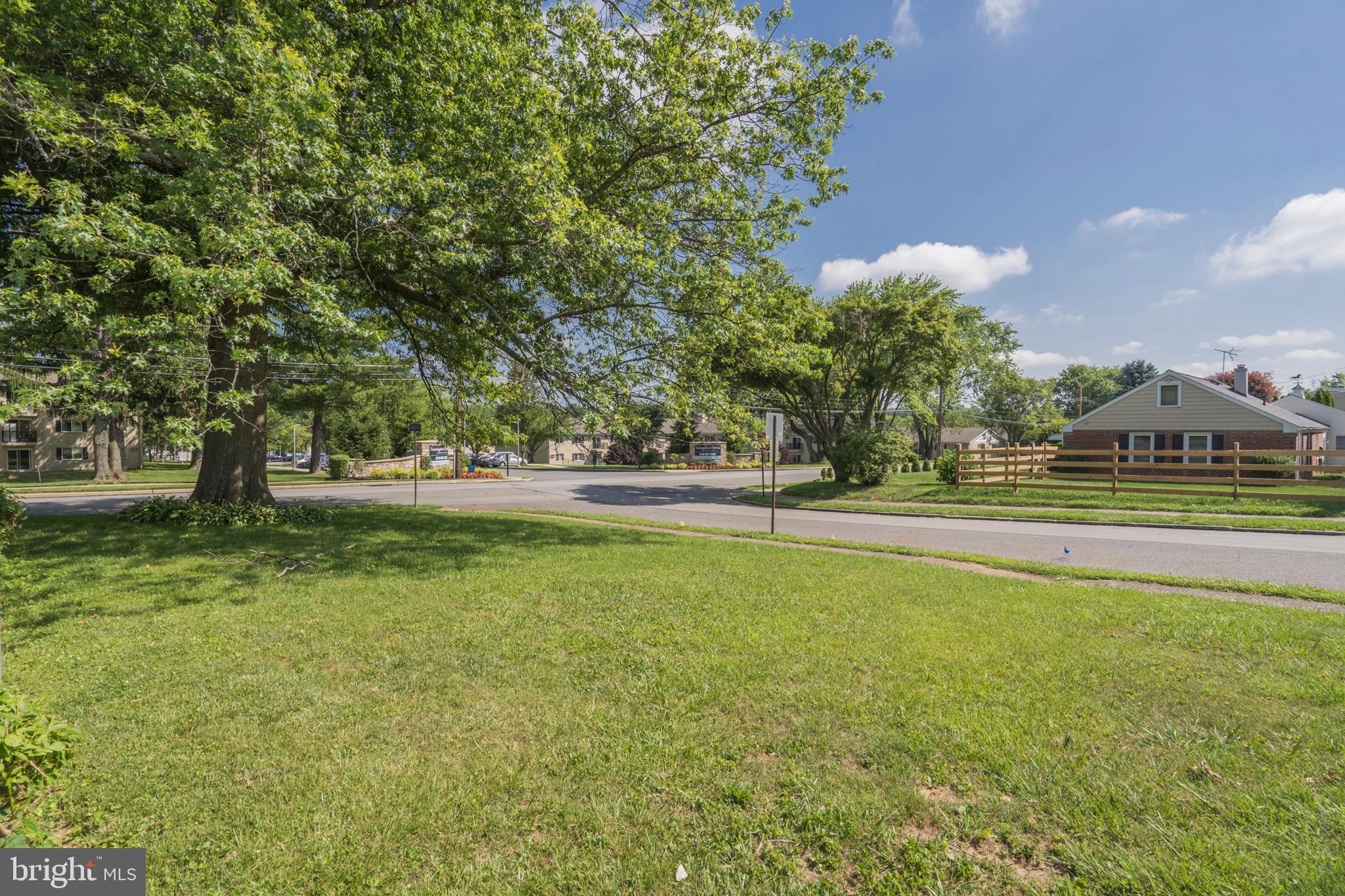 363 Sugartown Road Wayne, PA 19087 - Photo 22 of 26