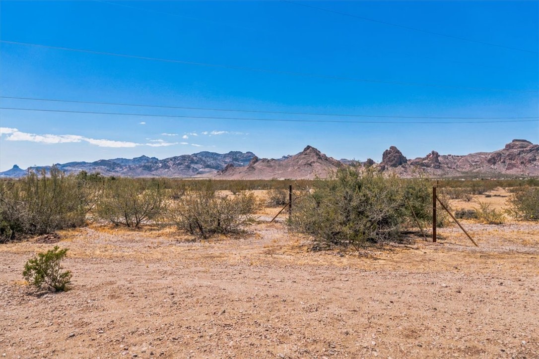 2177 South Estrella Road Golden Valley, AZ 86413 - Photo 29 of 36