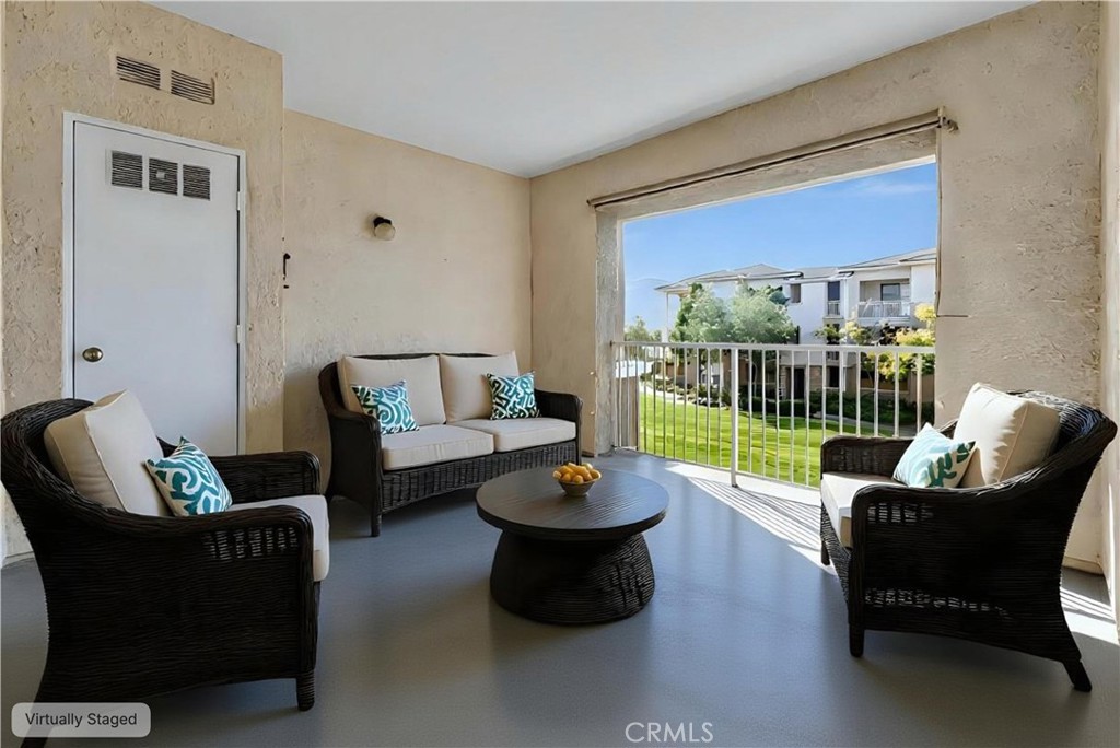 31231 Taylor Lane Temecula, CA 92592 - Photo 18 of 27 a living room with furniture and a potted plant