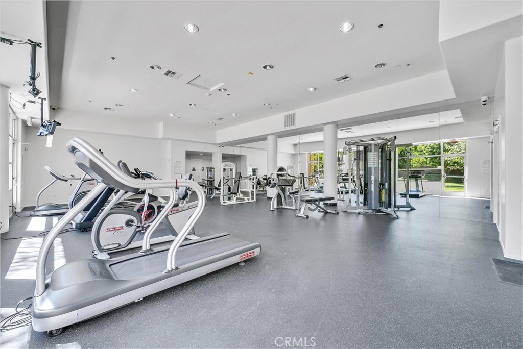 31231 Taylor Lane Temecula, CA 92592 - Photo 25 of 27 a view of a room with gym equipment