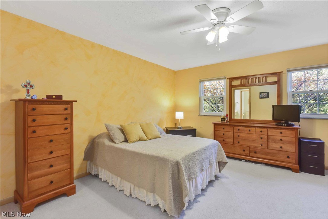20181 Grannis Road, Unit 4 Cleveland, OH 44126 - Photo 17 of 33 Gallery Image 17