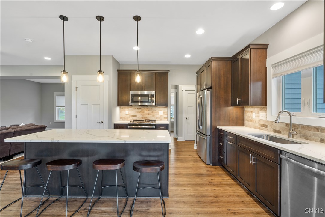 102 Firefly Way Camillus, NY 13031 - Photo 19 of 44