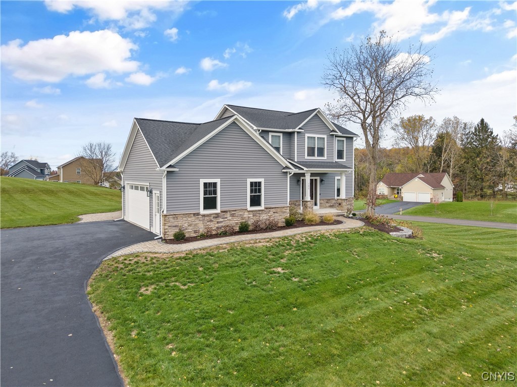 102 Firefly Way Camillus, NY 13031 - Photo 2 of 44