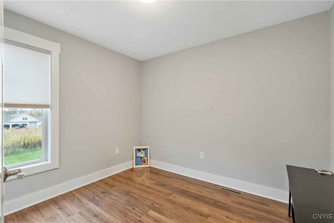 102 Firefly Way Camillus, NY 13031 - Photo 26 of 44