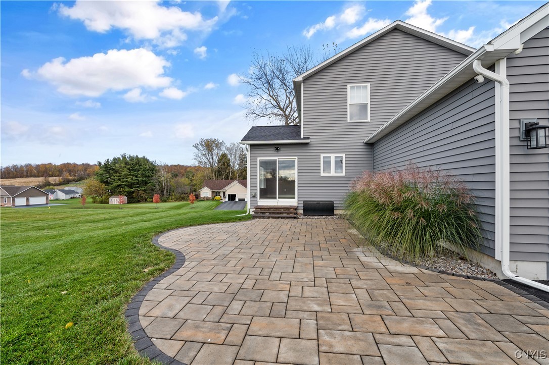 102 Firefly Way Camillus, NY 13031 - Photo 37 of 44
