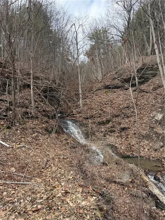 $135,000 | 21 Rt, Naples, NY 14512