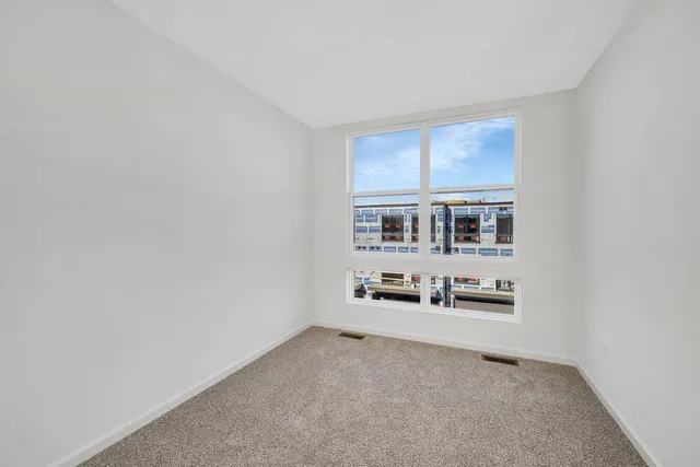 $484,990 | 361 Summit Circle, Lombard, IL 60148