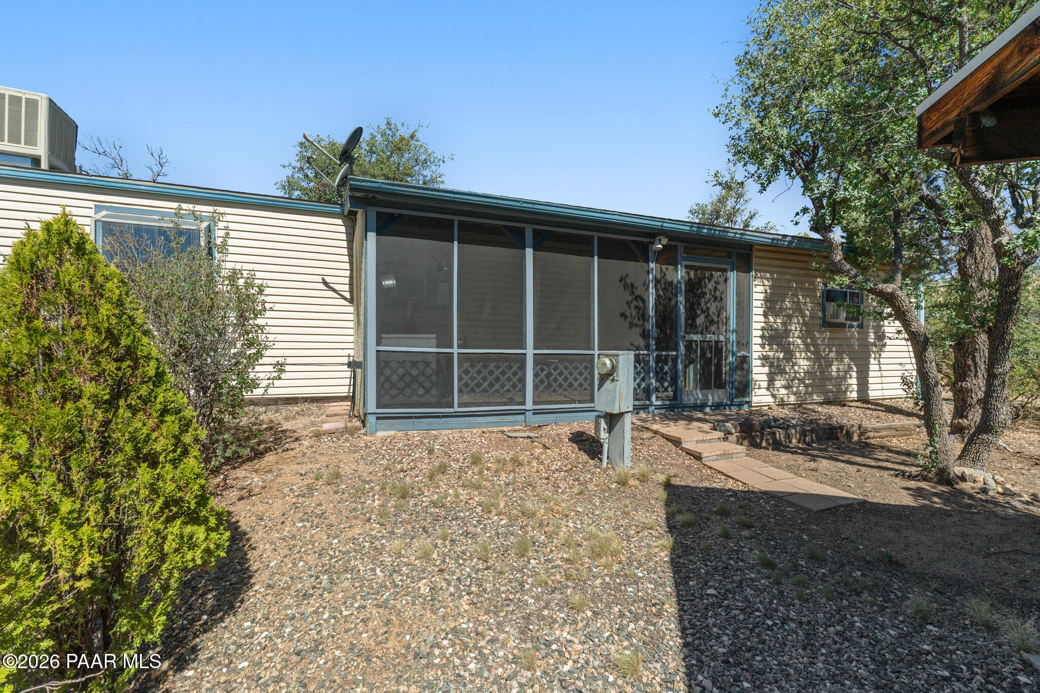 1526 Private Road Prescott, AZ 86301 - Photo 22 of 27 Screened Porch - 1526 Private Dr