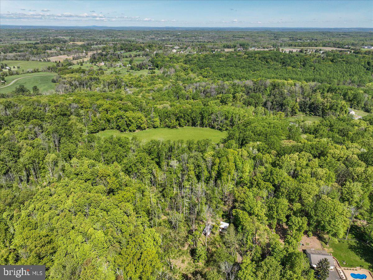 133 Woosamonsa Road Pennington, NJ 08534 - Photo 24 of 27