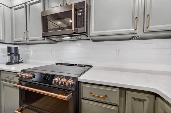 $349,900 | 318 Redruth Drive, Dodgeville, WI 53533