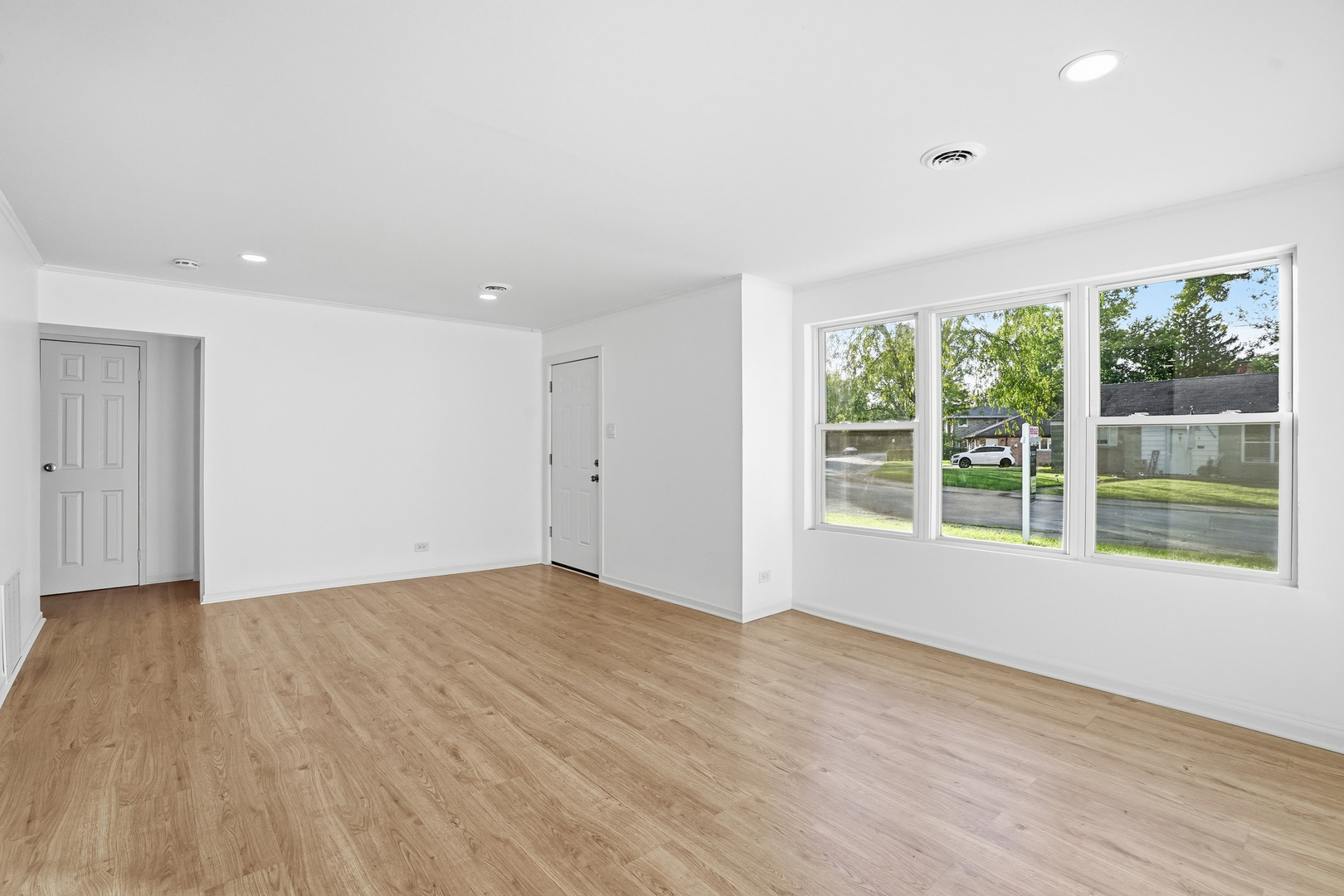 5 Oak Lane Park Forest, IL 60466 - Photo 10 of 22