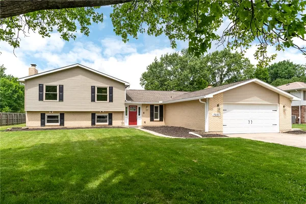 $379,900 | 7221 Showplace Drive, Huber Heights, OH 45424