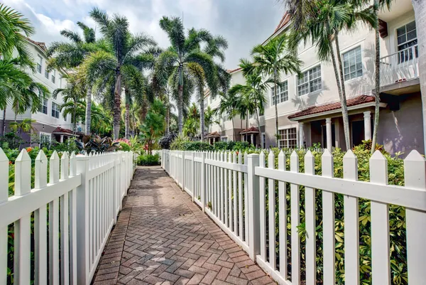 $3,300 | 120 Ocean Cay Way, Hypoluxo, FL 33462