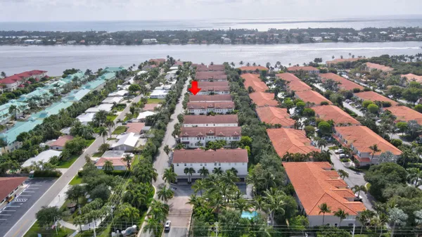 $3,300 | 120 Ocean Cay Way, Hypoluxo, FL 33462