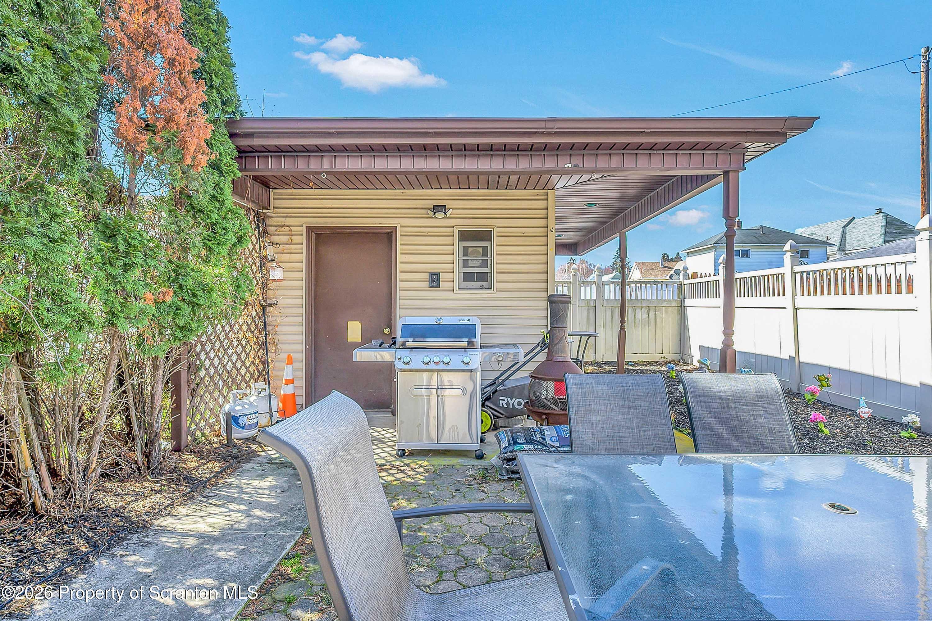 1707 Elizabeth Street Scranton, PA 18504 - Photo 7 of 31 Elizabeth-9