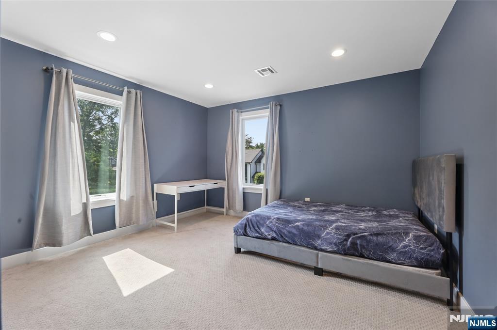 68 Serpentine Road Demarest, NJ 07627 - Photo 38 of 50