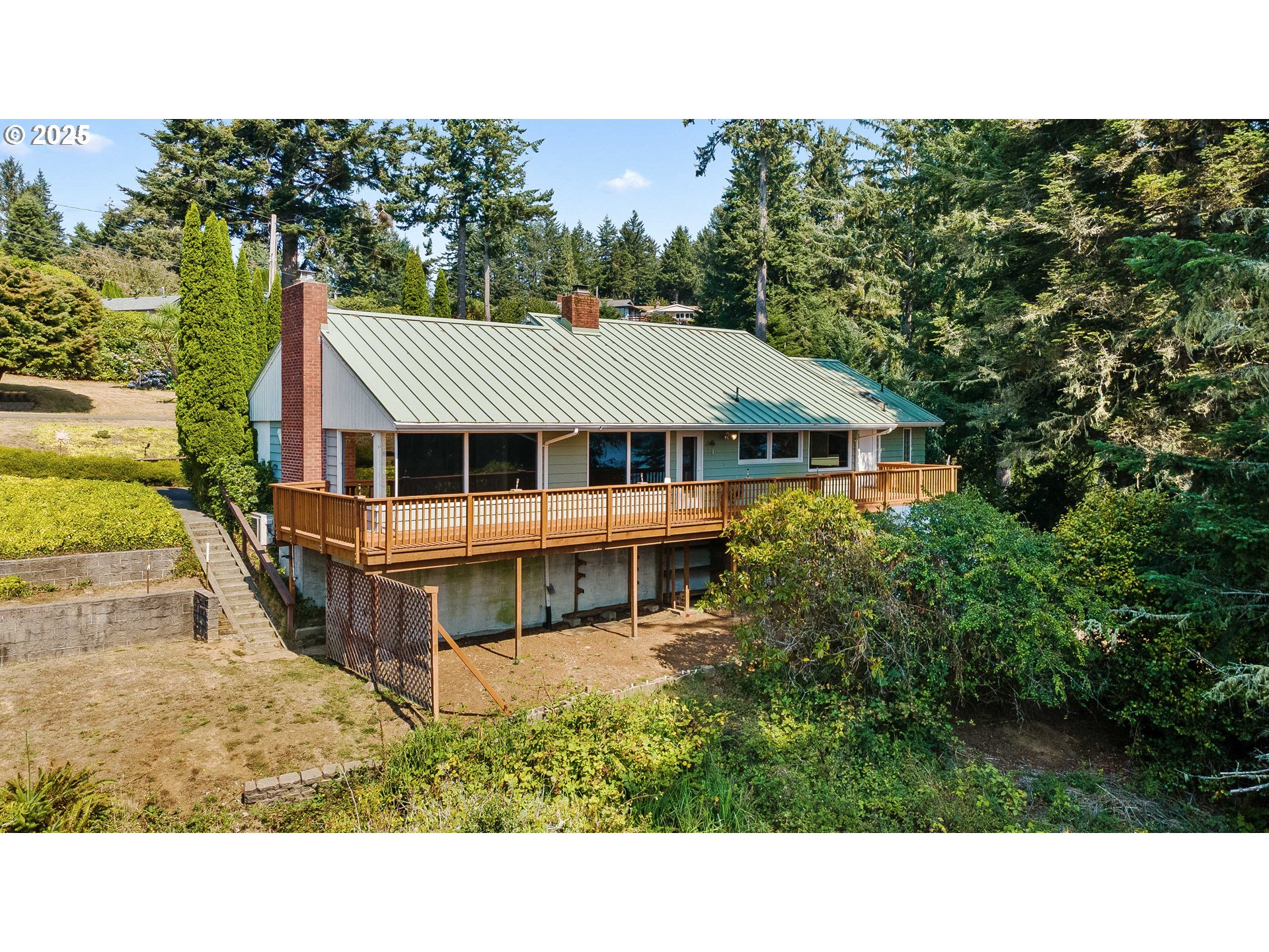 67182 West Westview Road North Bend, OR 97459 - Photo 3 of 48 Gallery Image 3