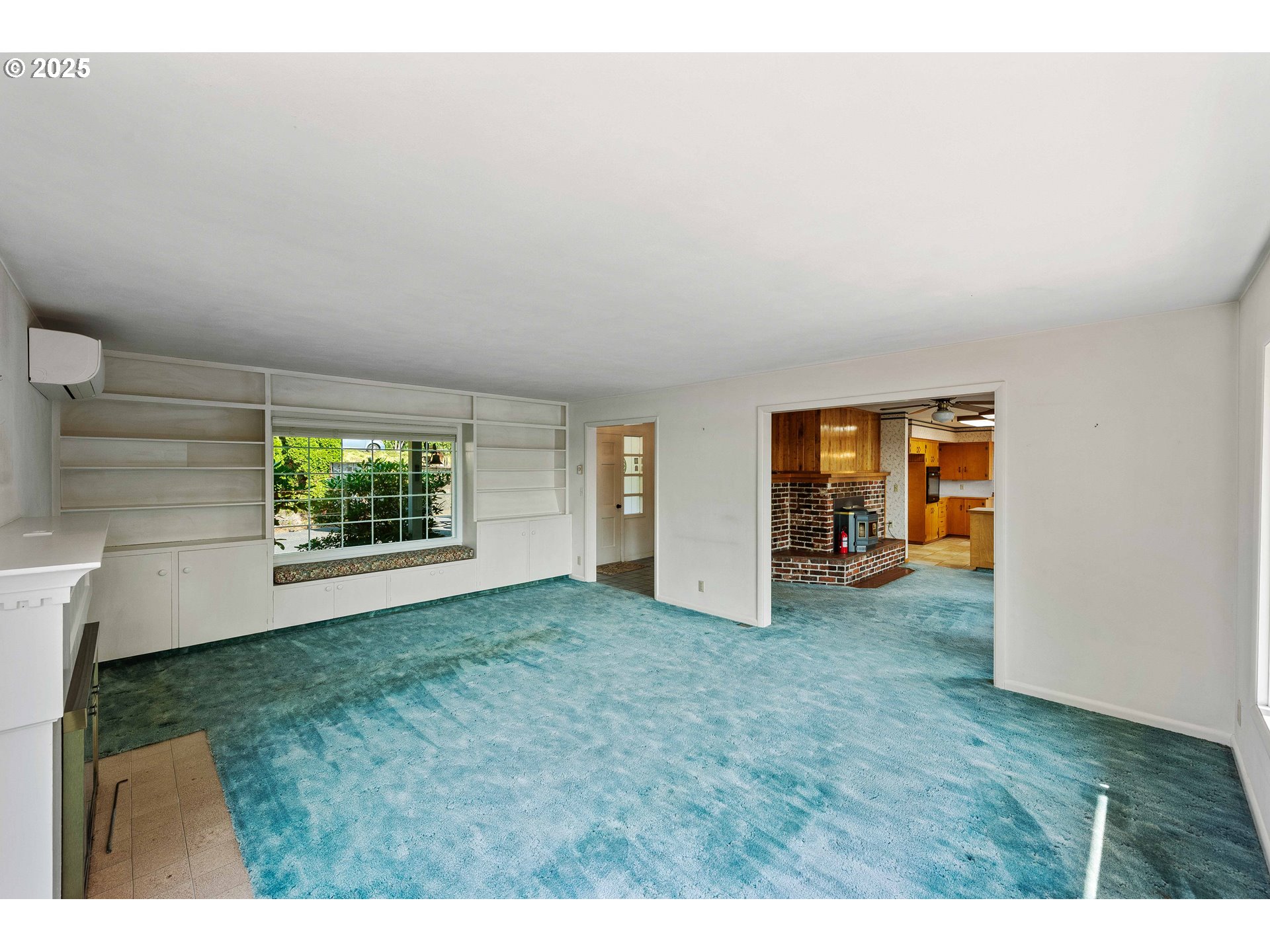67182 West Westview Road North Bend, OR 97459 - Photo 10 of 48 Gallery Image 10
