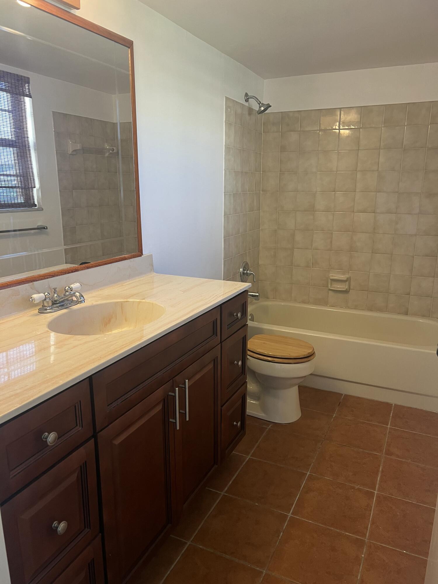 2069 Northeast Collins Circle, Unit 710 Jensen Beach, FL 34957 - Photo 12 of 15 tempImageooG5hB