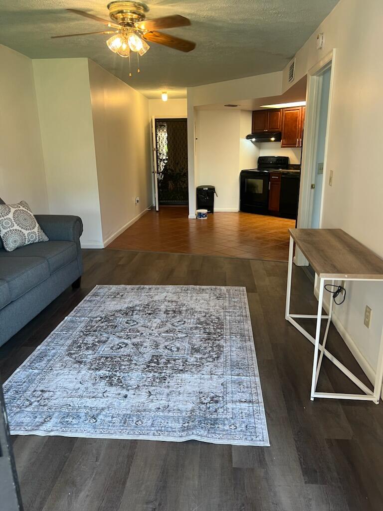 2069 Northeast Collins Circle, Unit 710 Jensen Beach, FL 34957 - Photo 4 of 15 IMG_0031