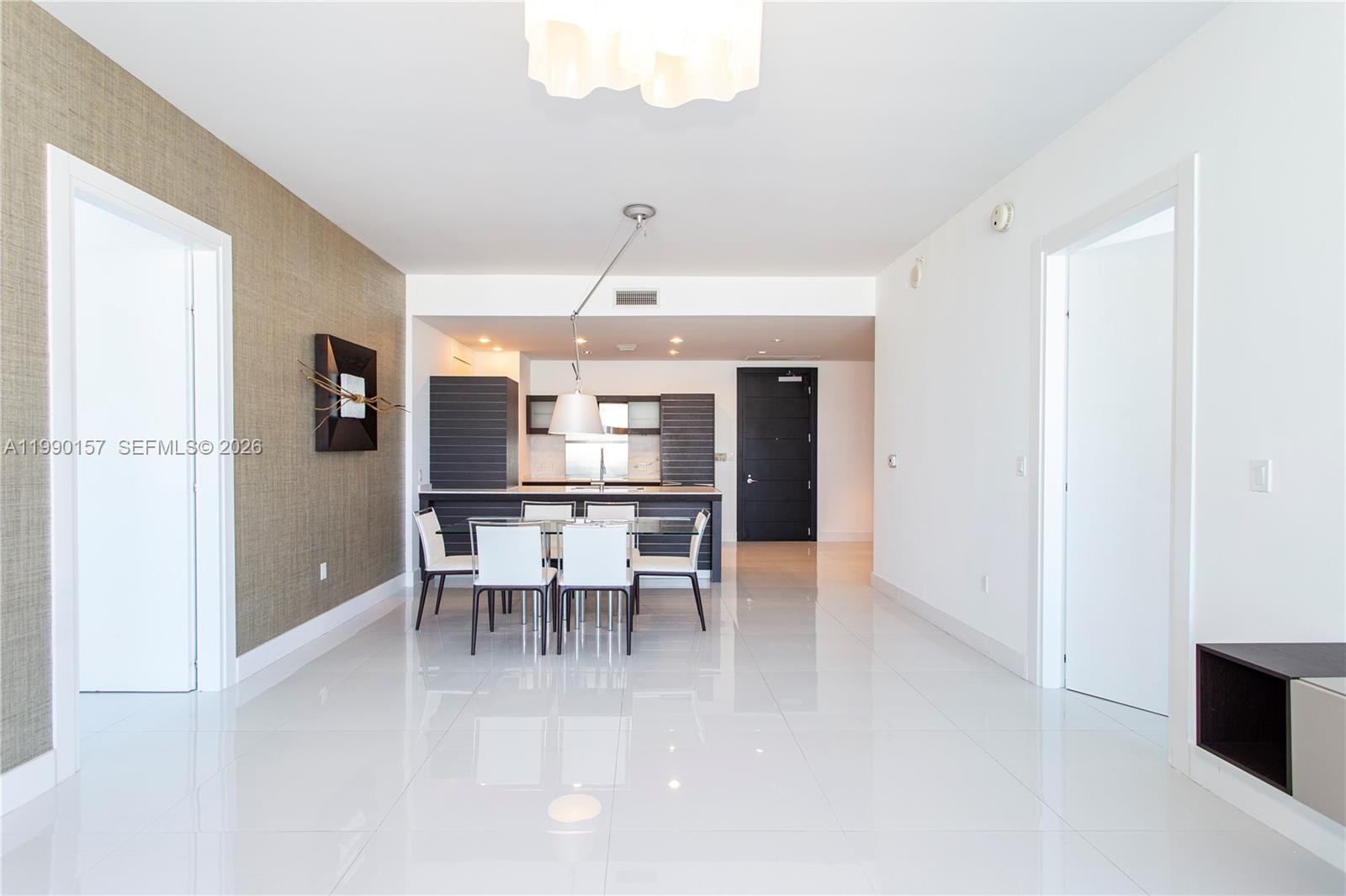 200 Biscayne Blvd Way, Unit 4512 Miami, FL 33131 - Photo 1 of 19