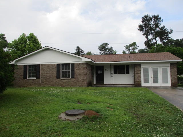32 Stanhope Road Goose Creek, SC 29445 - Photo 1 of 8 442