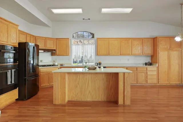 $674,900 | 215 Generations Court, Manteca, CA 95337