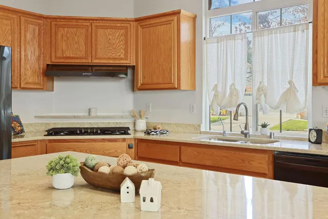 $674,900 | 215 Generations Court, Manteca, CA 95337