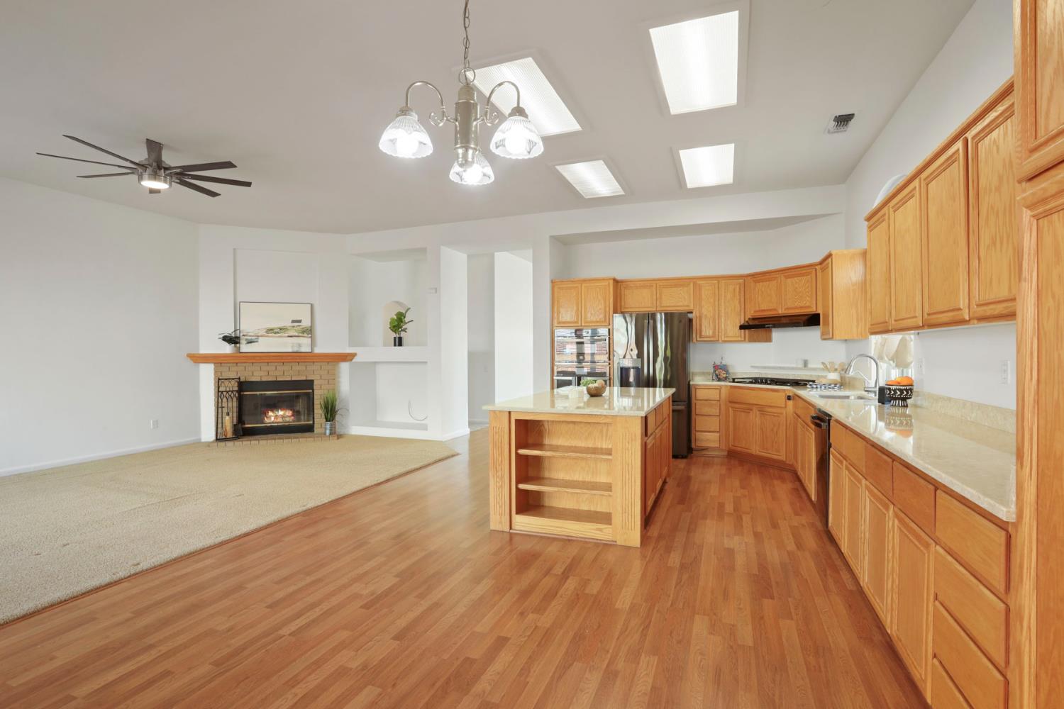 215 Generations Court Manteca, CA 95337 - Photo 28 of 56