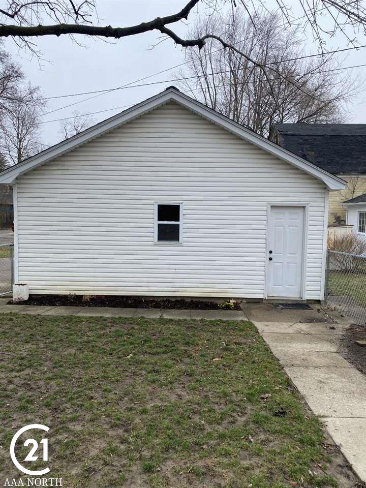 118 Croswell Street Romeo, MI 48065 - Photo 5 of 26