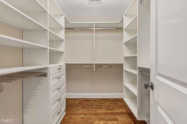 $790,000 | 520 Hunter Road, Glenview, IL 60025