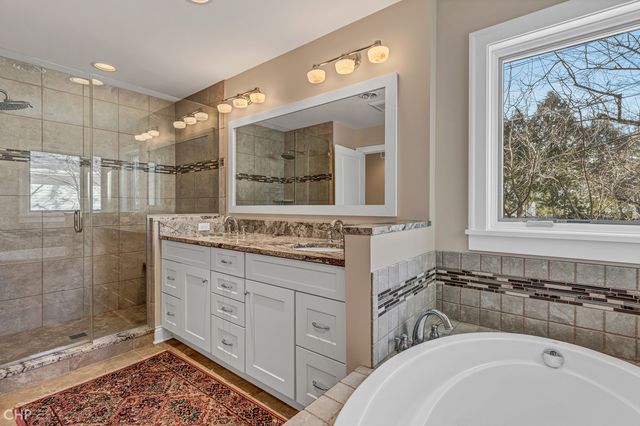 $790,000 | 520 Hunter Road, Glenview, IL 60025