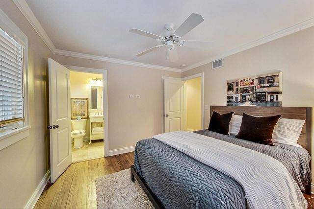 $790,000 | 520 Hunter Road, Glenview, IL 60025