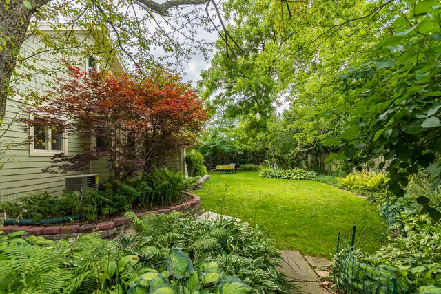 $790,000 | 520 Hunter Road, Glenview, IL 60025