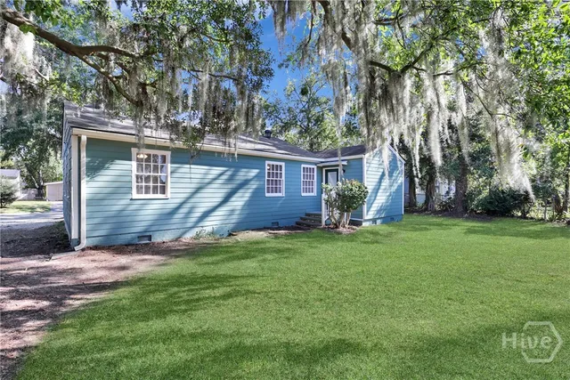 $284,900 | 55 South Parkwood Drive, Savannah, GA 31404