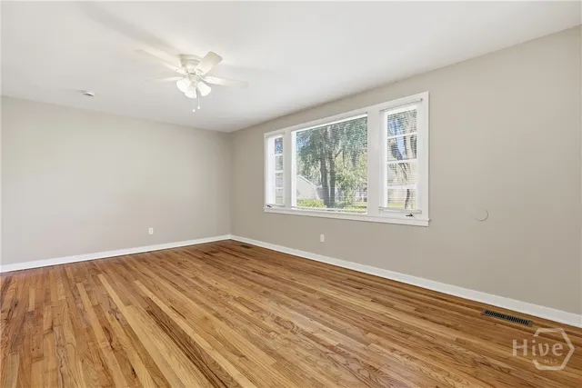 $284,900 | 55 South Parkwood Drive, Savannah, GA 31404