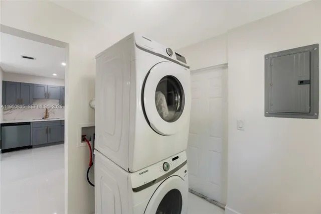 $3,300 | 2148 Northwest 48th Street, Unit 2148, Miami, FL 33142