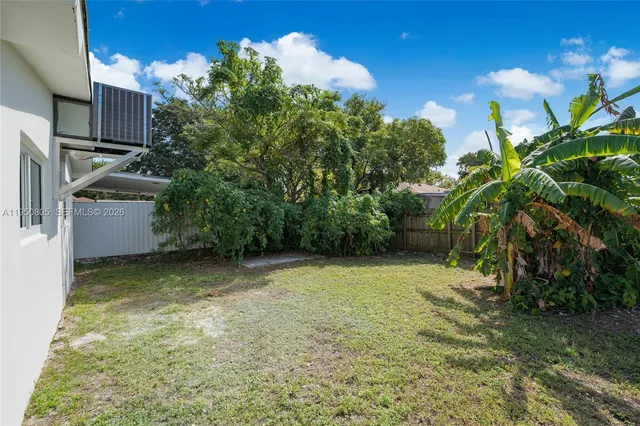 $3,300 | 2148 Northwest 48th Street, Unit 2148, Miami, FL 33142