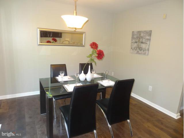 3502 Corn Stream Road Randallstown, MD 21133 - Photo 16 of 30 Dining Room