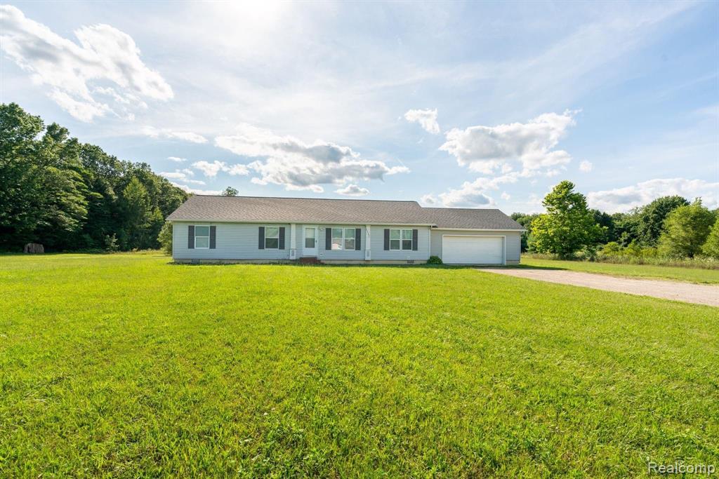 23500 Karr Road Belleville, MI 48111 - Photo 1 of 42