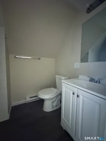 $2,300 | 567 Howe Avenue, Shelton, CT 06484