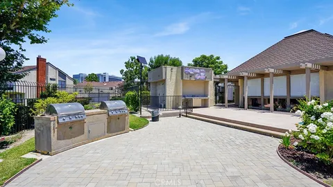 $639,900 | 1013 West Orangewood Avenue, Anaheim, CA 92802