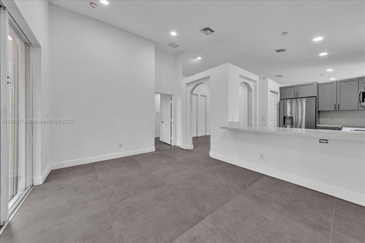 5046 Southwest 137th Terrace Miramar, FL 33027 - Photo 21 of 58