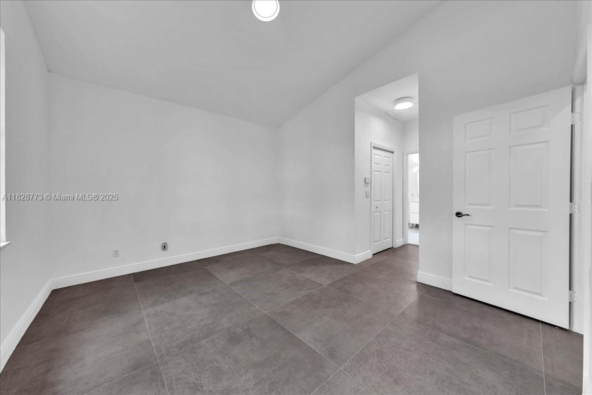 5046 Southwest 137th Terrace Miramar, FL 33027 - Photo 24 of 58