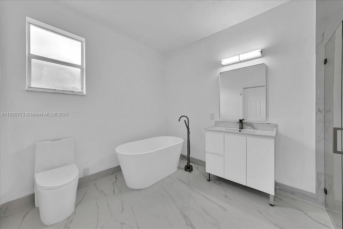 5046 Southwest 137th Terrace Miramar, FL 33027 - Photo 28 of 58