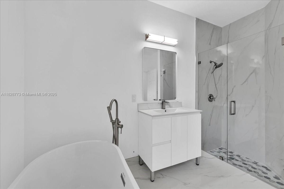 5046 Southwest 137th Terrace Miramar, FL 33027 - Photo 29 of 58