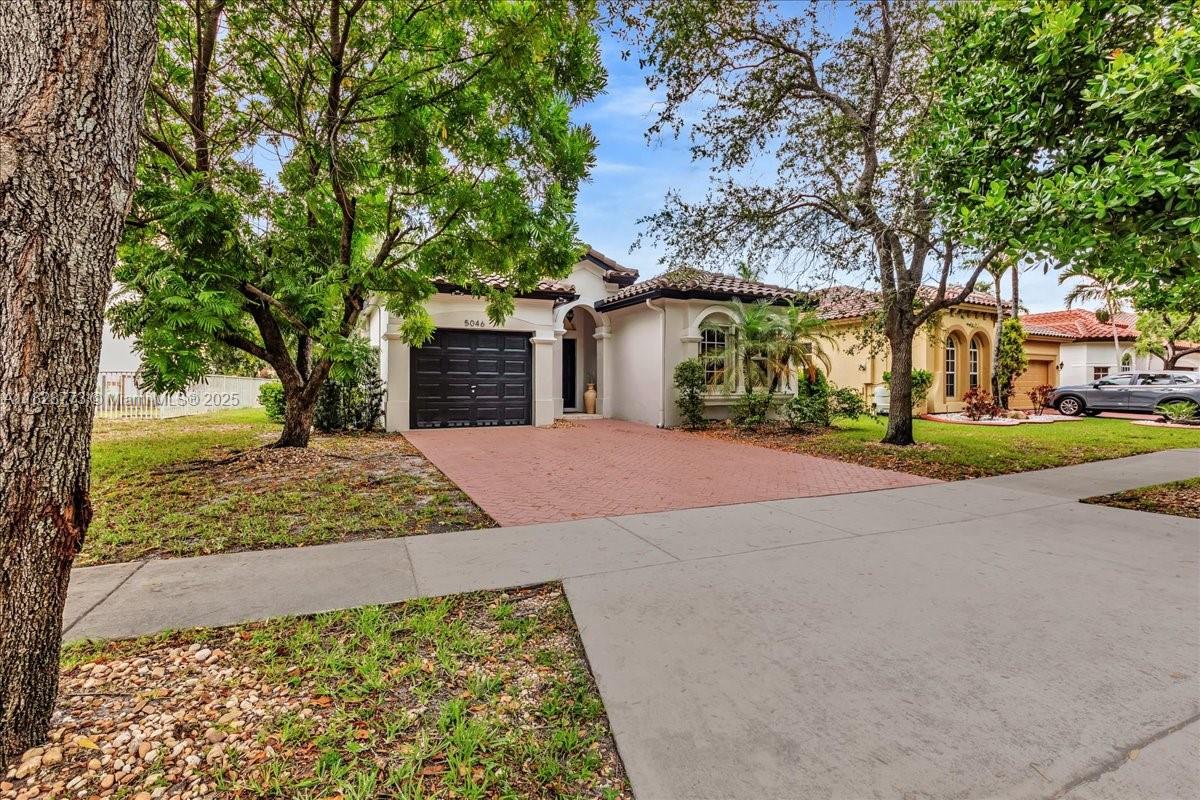 5046 Southwest 137th Terrace Miramar, FL 33027 - Photo 31 of 58
