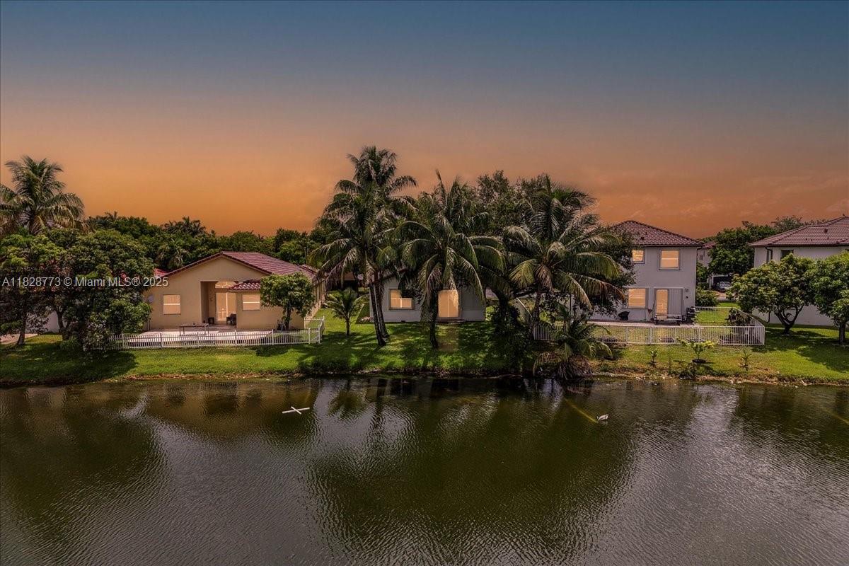 5046 Southwest 137th Terrace Miramar, FL 33027 - Photo 37 of 58
